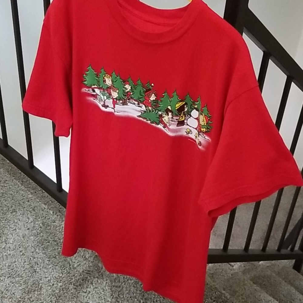 Peanuts Holiday T-Shirt - Picture 6 of 8